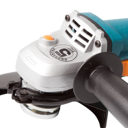 Угловая шлифмашина Bort BWS-950 900Вт, 12000 об/мин, диск 125мм, М14