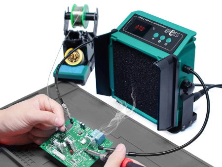 Паяльная станция Yihua 948D Q-III, паяльник 200..480°С, дымоуловитель, держатель плат, 200вт