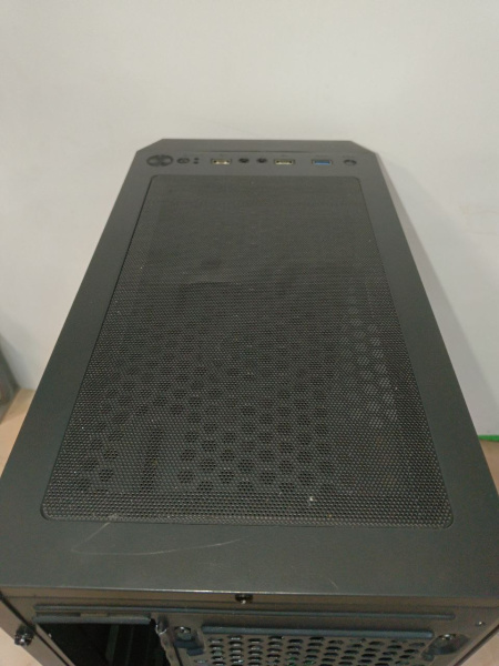 Распродажа! Корпус ATX Б_БП BaseTech eXtreme GFX-03 (USB3.0,Audio,TG,черный,4х120мм RGB)[BT-GFX-03-MESH-4F-RGB](царапины)