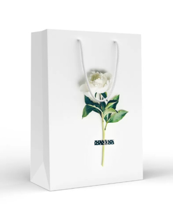 Пакет подарочный "Белый цветок" 31*22 (15.20.02278)